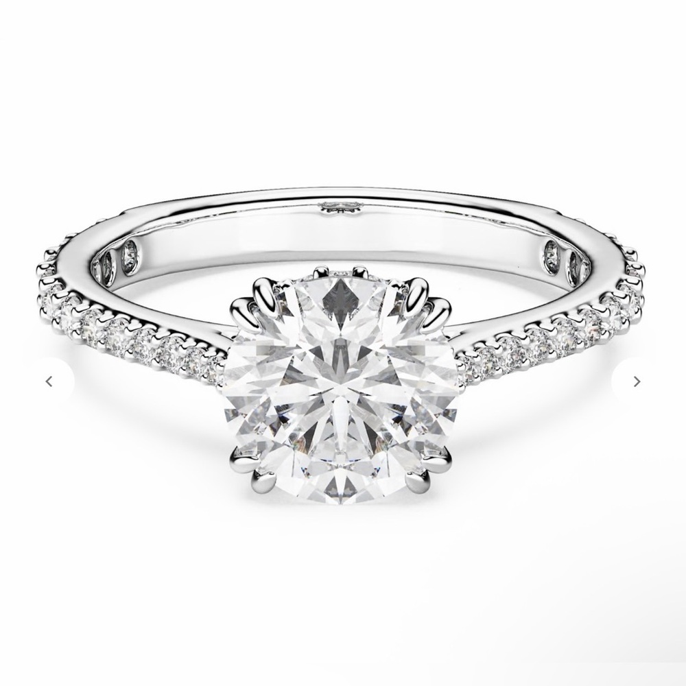MACYโS 14 KARATS RHODIUM PLATED ROUND CUT RING